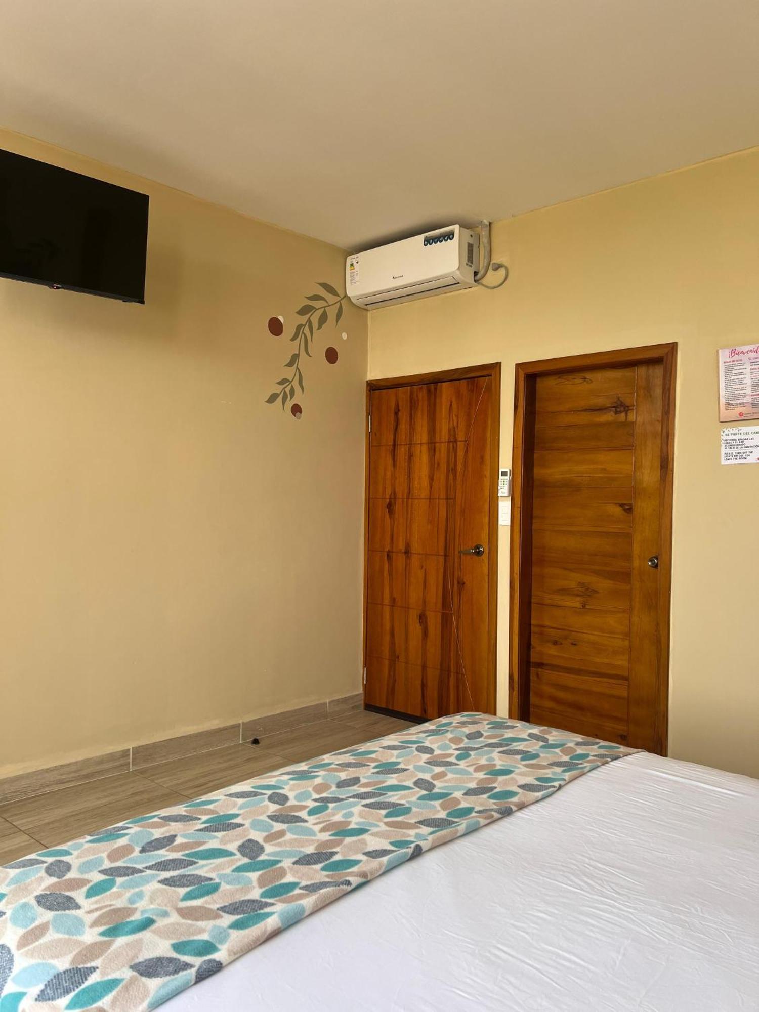 Ohana Beach Hotel Playas Quarto foto