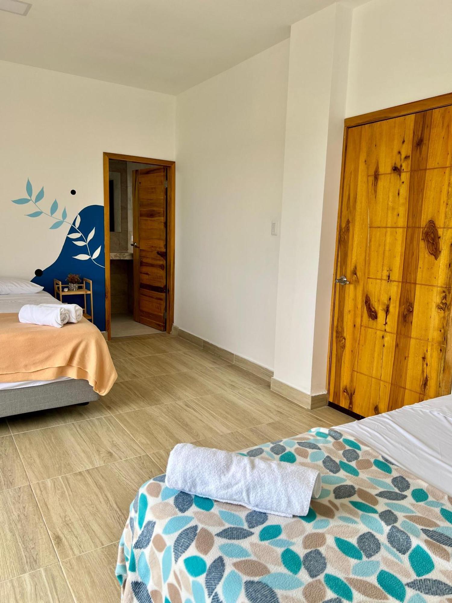 Ohana Beach Hotel Playas Exterior foto