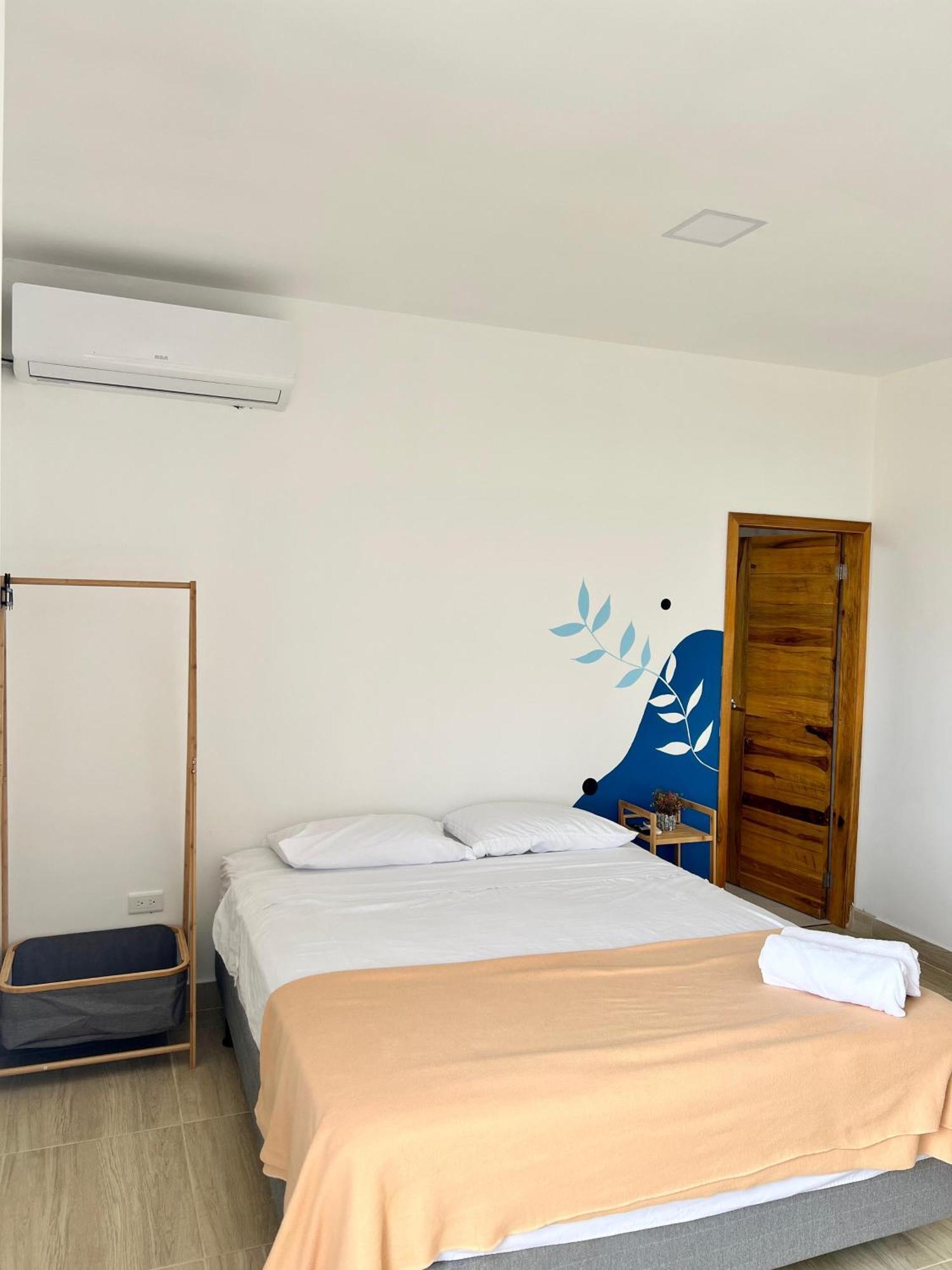 Ohana Beach Hotel Playas Exterior foto